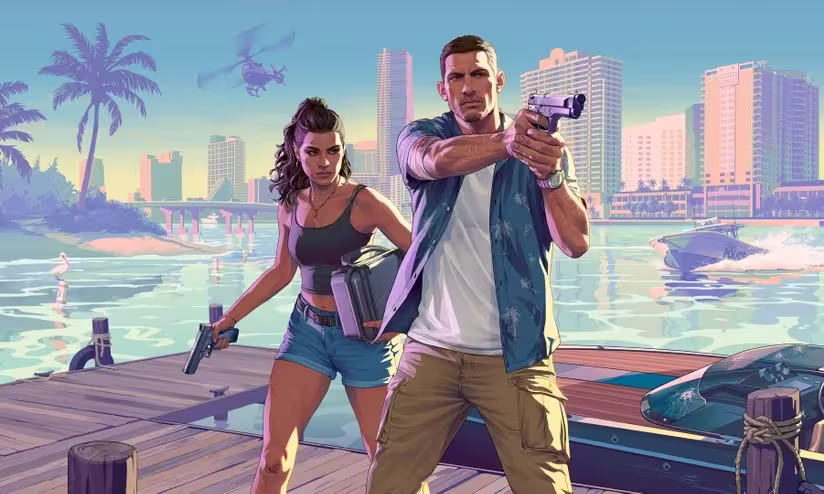 Arte conceitual oficial do casal de protagonistas de GTA VI encostados em um carro esportivo no pôr do sol de Vice City